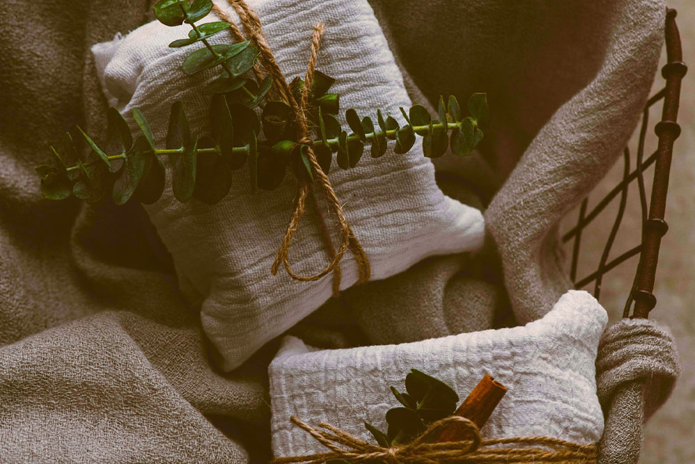 ECO-FRIENDLY CLEANING SOLUTIONS